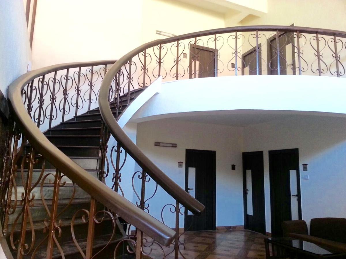 Adamo The Resort Matheran Exterior photo