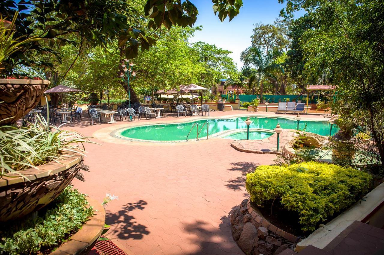 Adamo The Resort Matheran Exterior photo
