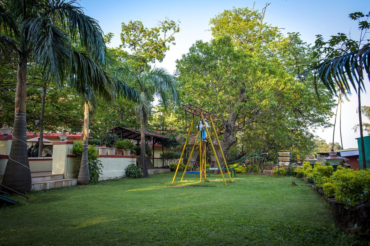 Adamo The Resort Matheran Exterior photo